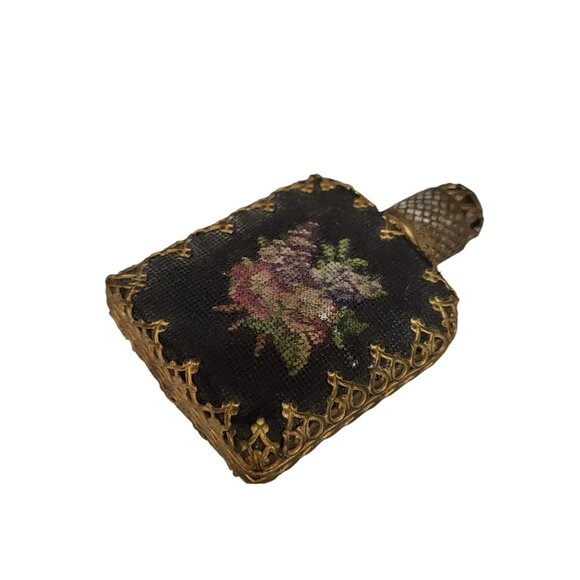 Vintage Miniature Needle Point Perfume Bottle With Dauber (A5672) - Picture 2 of 6